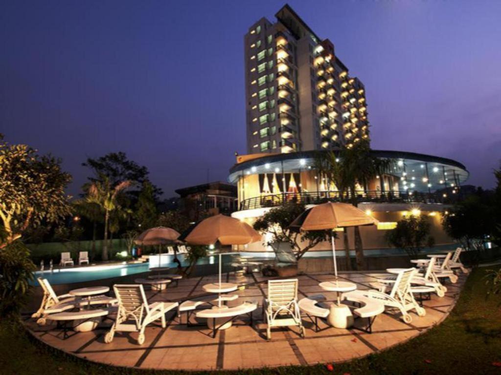 Apartment @ Marbella Dago Cimenyan Bagian luar foto